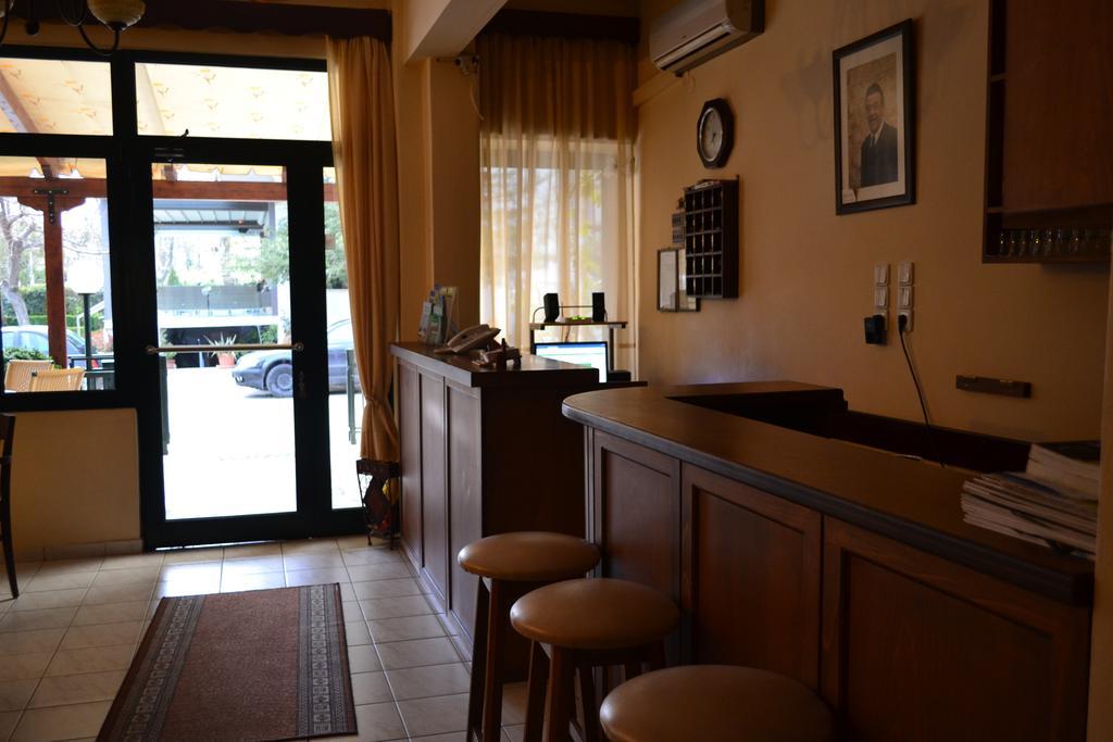 Anixis Hotel Loutra Ipatis Extérieur photo